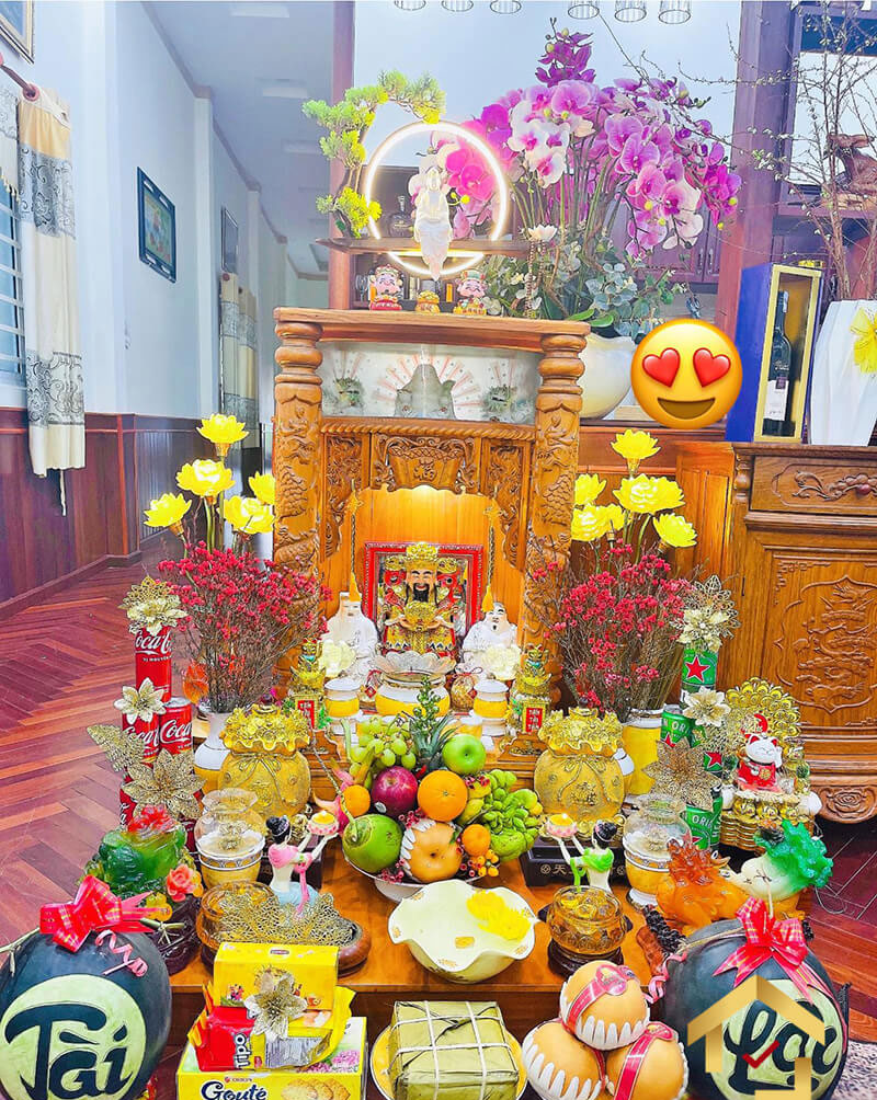 Bày trí bàn thờ Thần Tài Thổ Địa ngày 23 tháng chạp